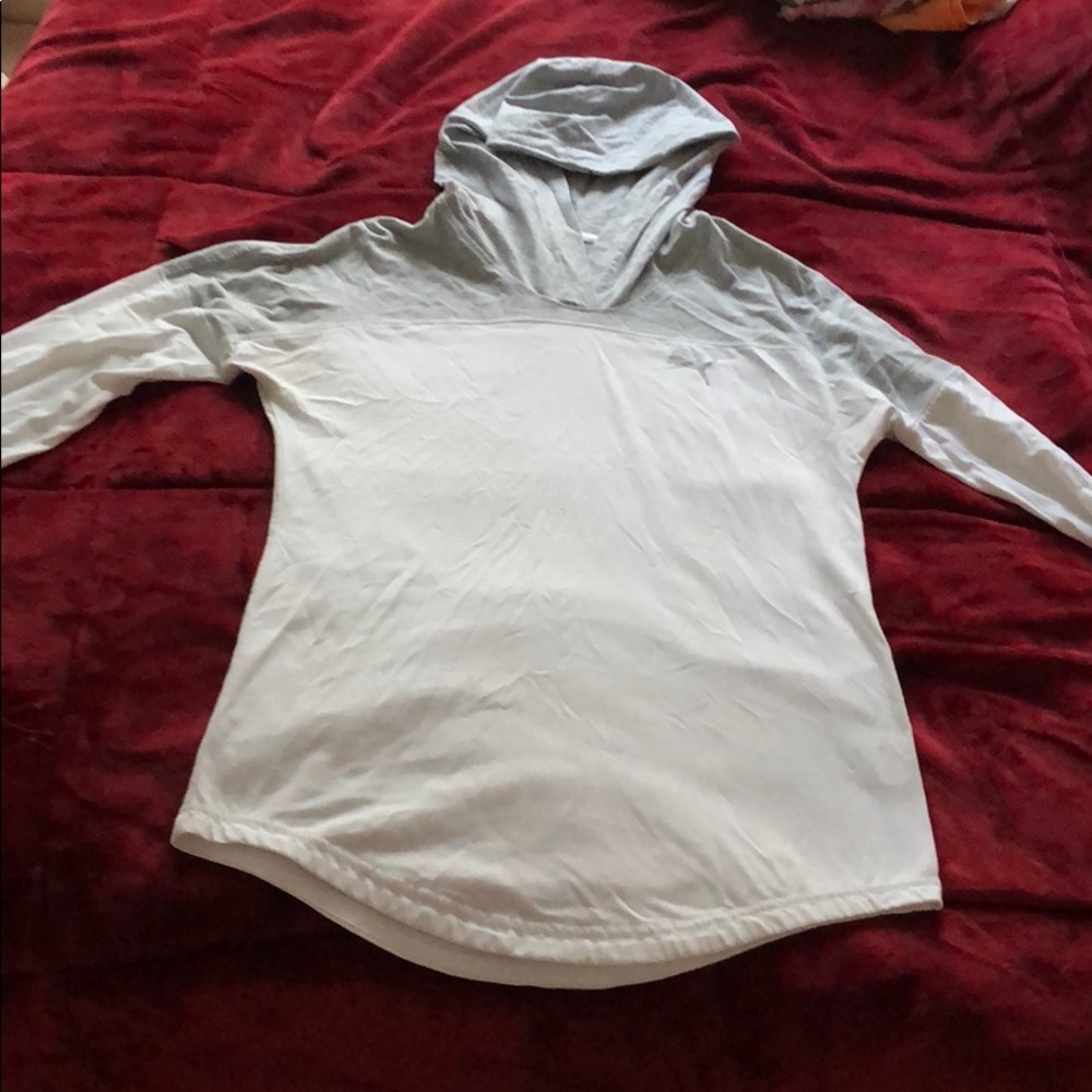 Long sleeve t shirt
